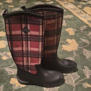 Muck Plaid Rain Boots